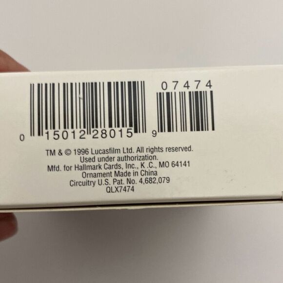 Hallmark Keepsake Ornament 1996 Star Wars Millennium Falcon NIB - Picture 4 of 6